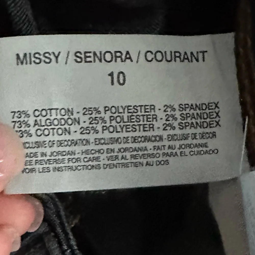 Bandolino Jeans - Picture 7 of 7